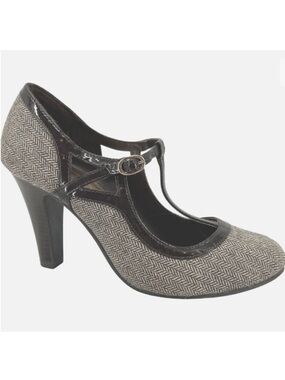 dexflex comfort Grey Herringbone T-Strap Heels with Black Trim size 7-7.5